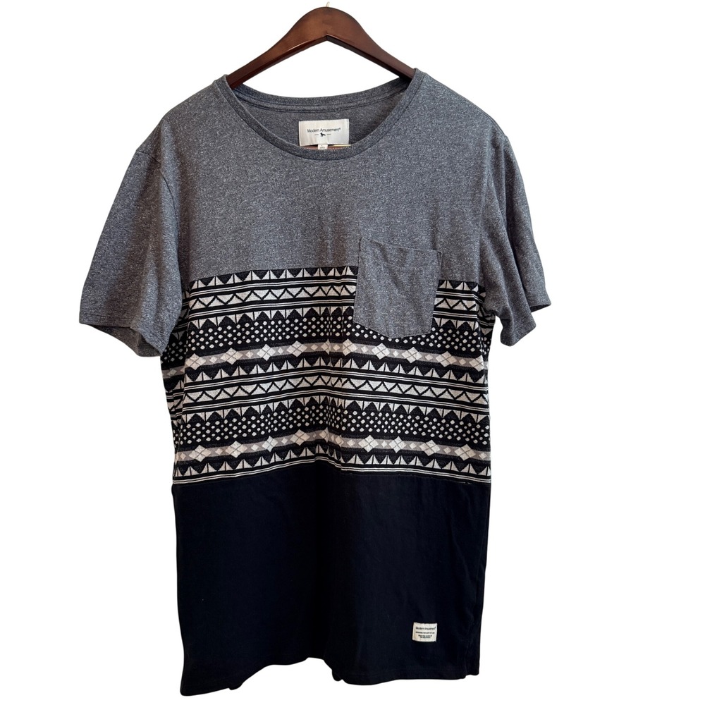 Modern Amusement Tee Mens Large Gray Black Geometric Tribal Colorblock Shirt